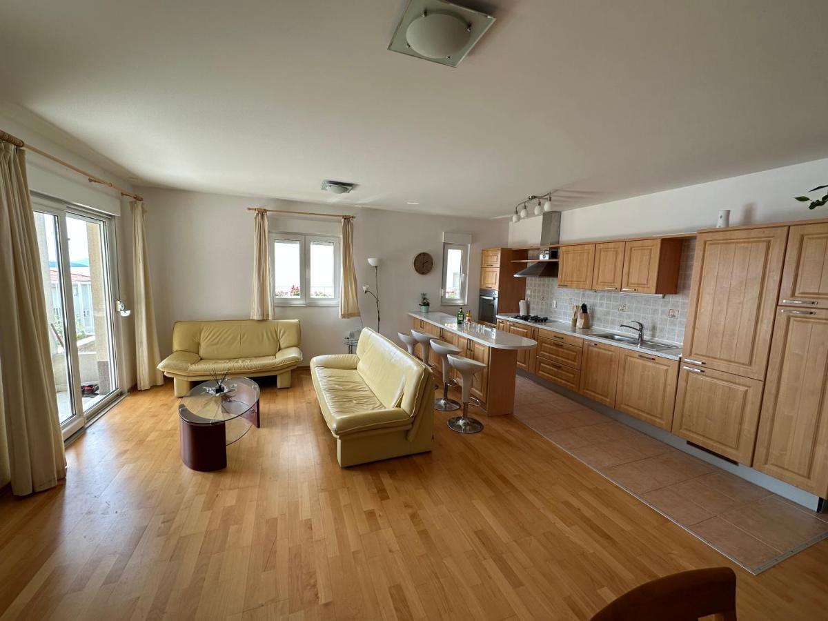 Aurora Luxury Apartment Trogir Luaran gambar