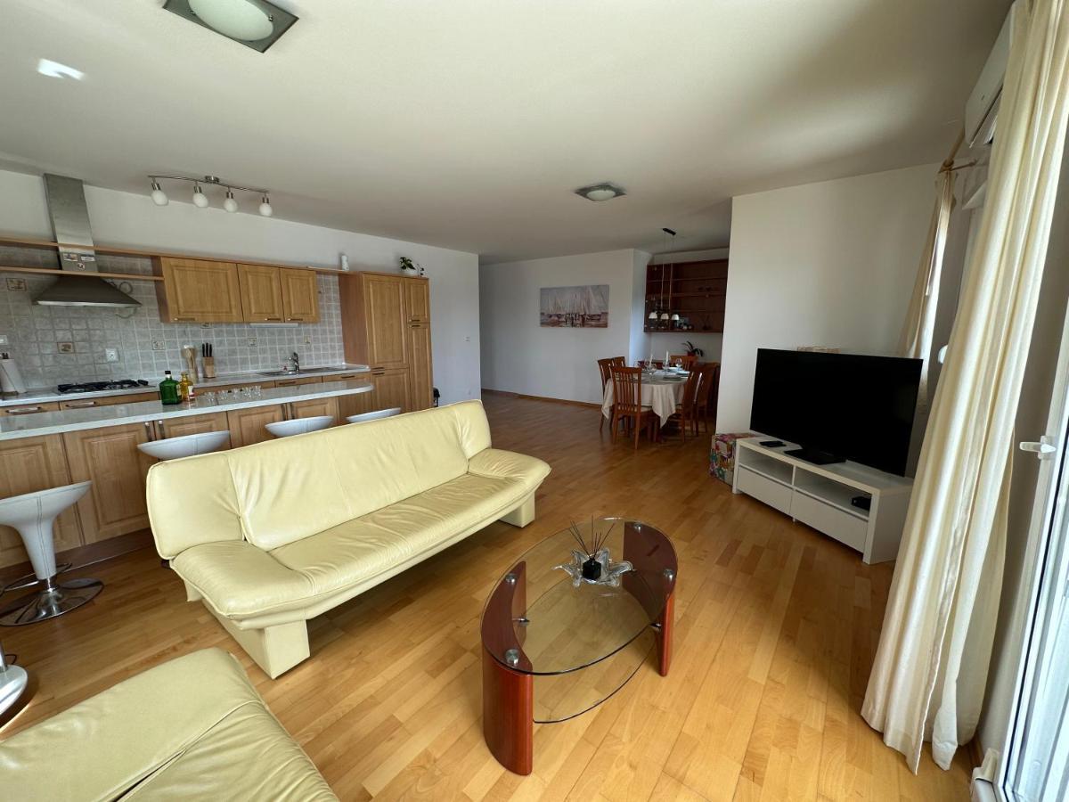 Aurora Luxury Apartment Trogir Luaran gambar